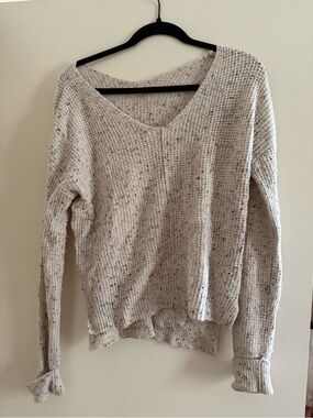 Everyday V-Neck Knit Sweater in Oatmeal